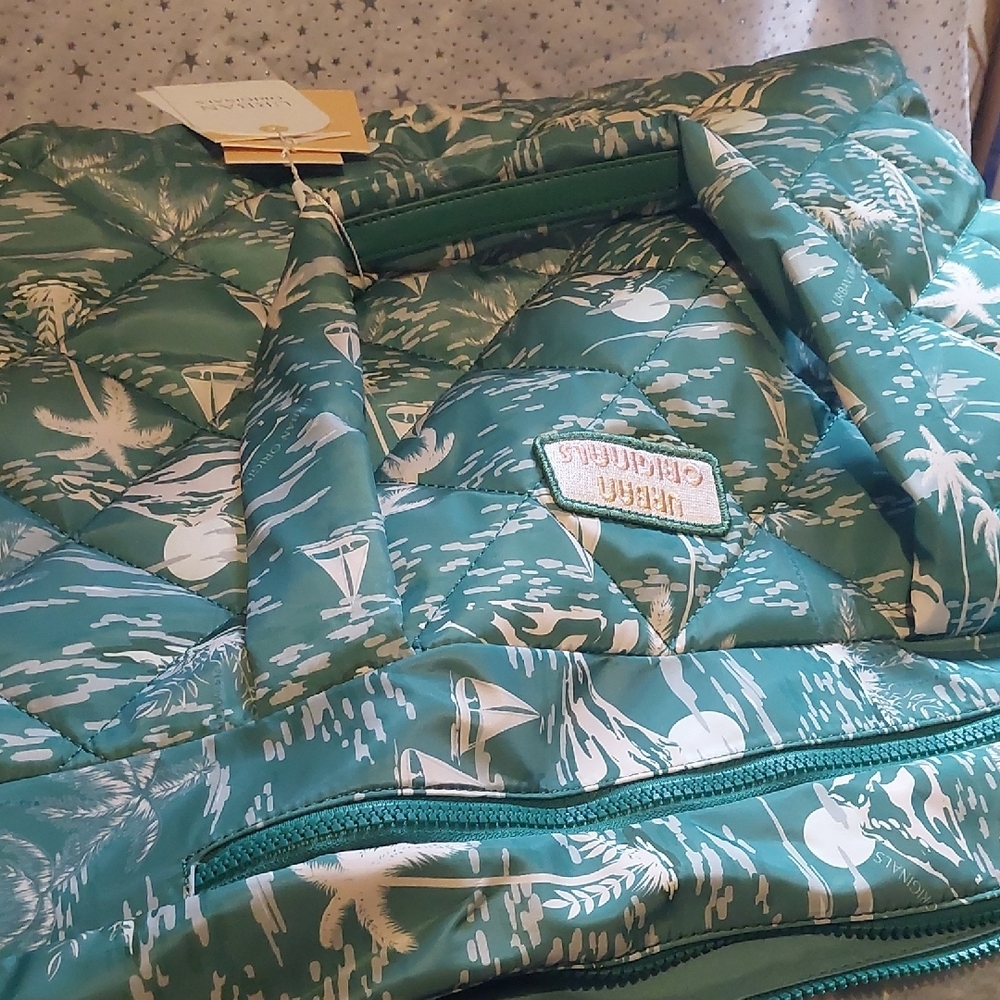 Green Quilted Tote Bag - Picture 7 of 11